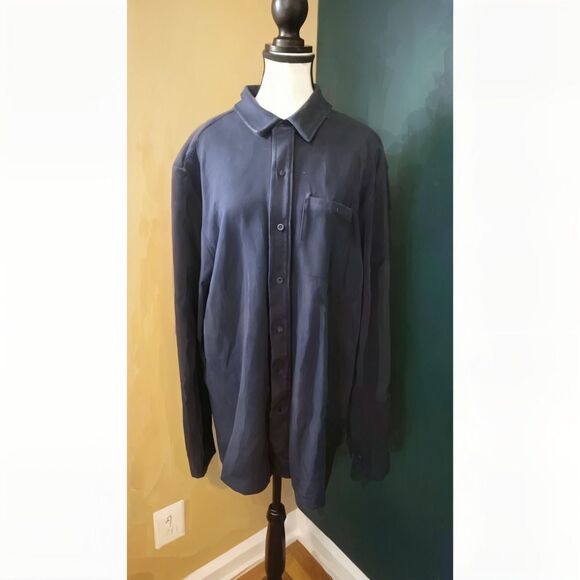 L.L. Bean Men's Navy Blue Long Sleeve Button-Down Shirt, Size M - Picture 1 of 16
